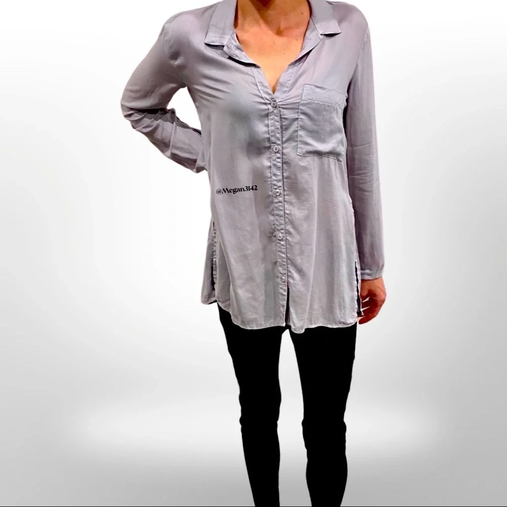bella dahl | XS | CoolSweats | Shirt Tail Button-Up Shirt - Picture 4 of 11